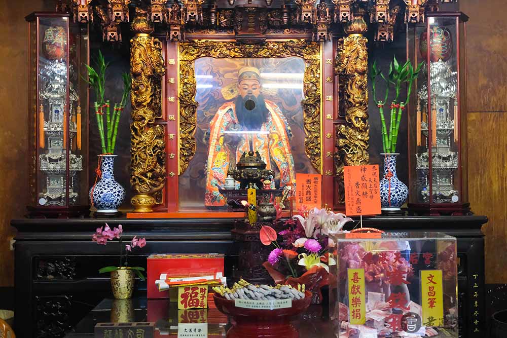 到鹿港天后宮該怎麼拜?