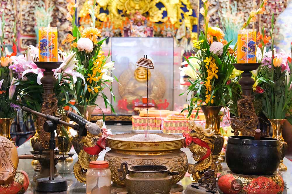 高雄天公廟玉皇宮補財庫