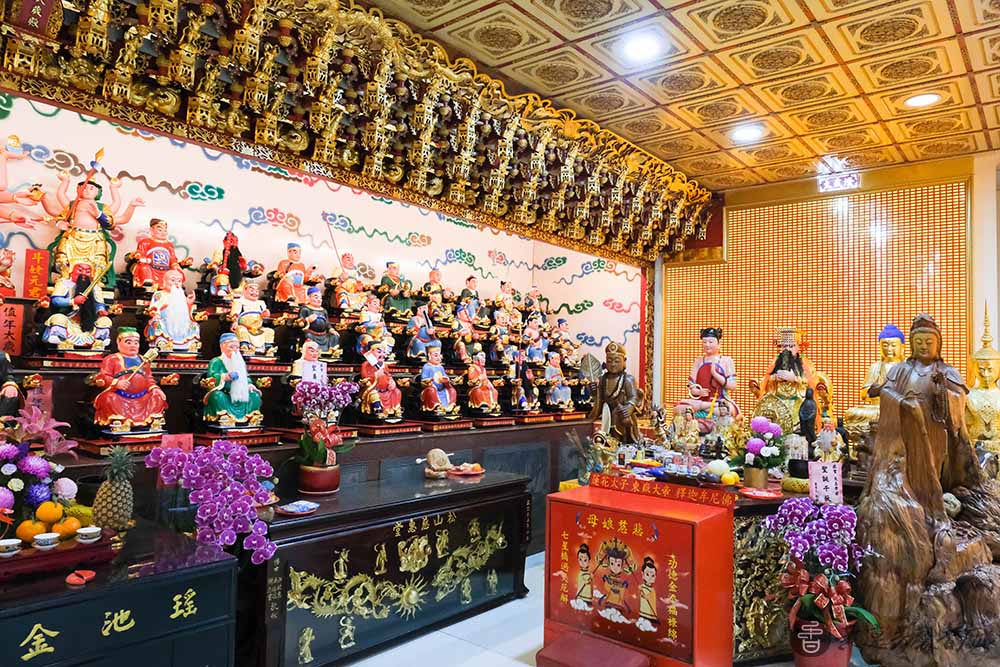 松山慈惠堂拜什麼？